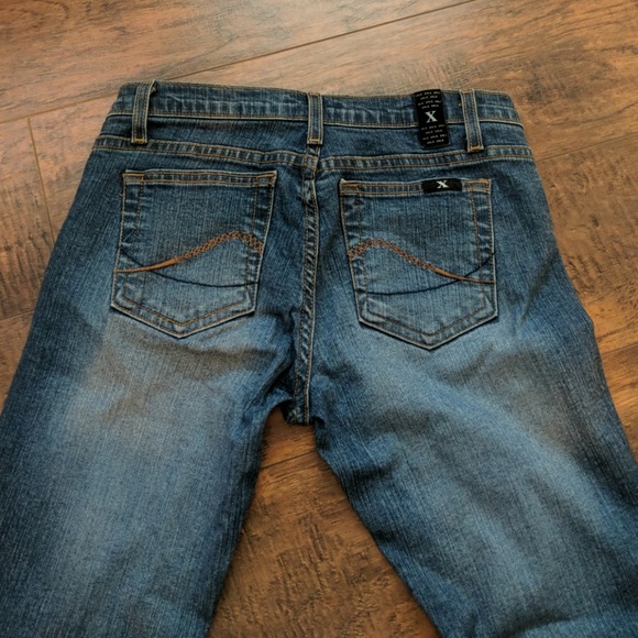 LVL X Jeans - Picture 2 of 3